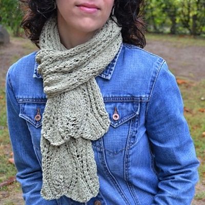 Ogee Lace Scarf by Susanna IC, free pattern, photo © ArtQualia