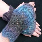 Wings Mitts by Susanna IC, Photo &copy; ArtQualia