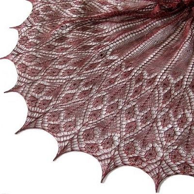 Carmilla Shawl by Susana IC, photo &copy; Susanna IC