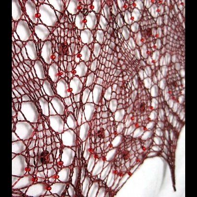 Carmilla Shawl by Susana IC, photo &copy; Susanna IC