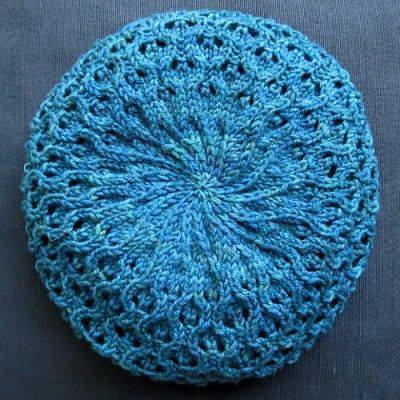 Carya Hat & Cowl by Susanna IC, photo &copy; Susanna IC