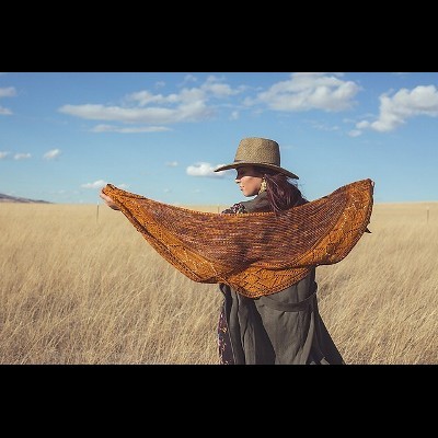 Pfeiffer by Susanna IC, photo © Interweave Knits/Harper Point Photography